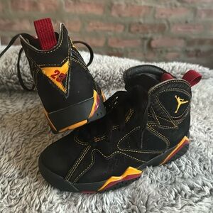Kids Jordan Retro 6s